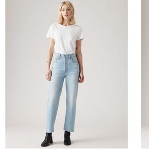 High-Rise Straight Leg Jeans in Light Blue